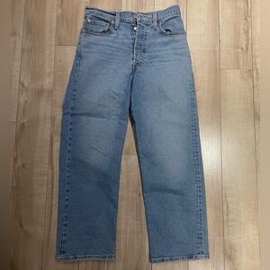 Levi's Women's Ribcage Straight Ankle Jeans